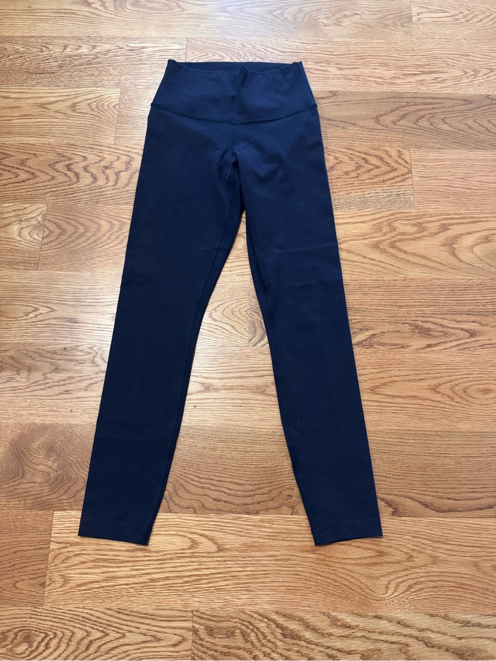 Lululemon High-Waist Black Leggings - Comfortable Everyday Bottoms